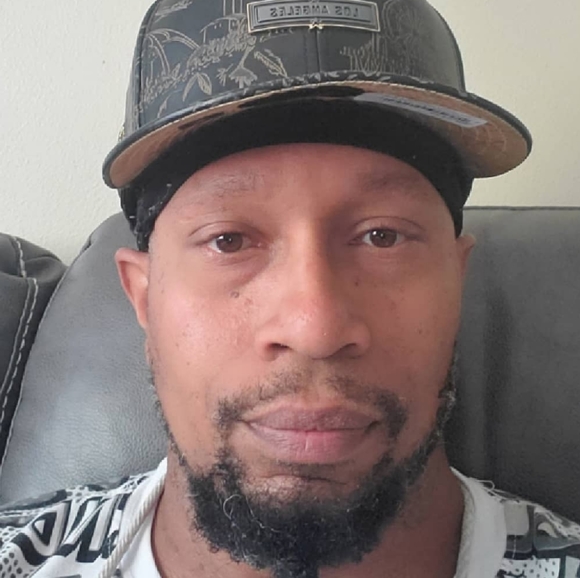 Meet your Posher, Willie - Picture 2 of 4